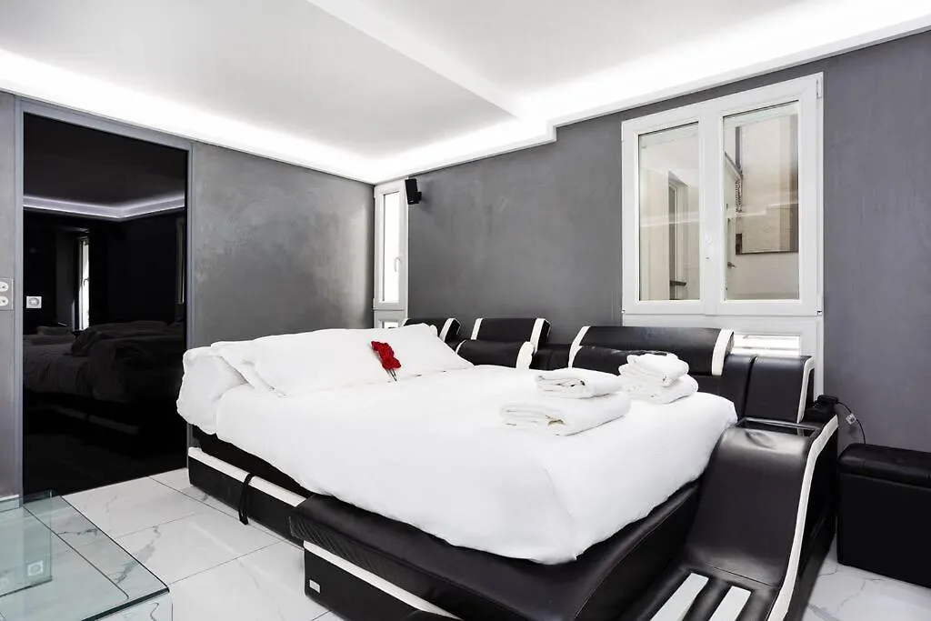 Modern Loft In Paris Center! Apartment 0*,  France